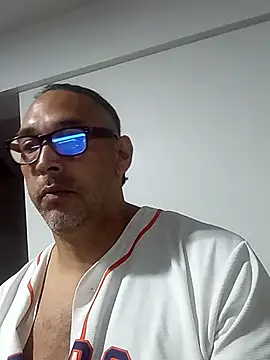 Snapshot of Big_vittollo chatting on February 11, 2026, 4:12 am Big vittollo online show from February 11, 2026, 4:12 am