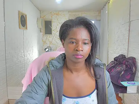 Snapshot of Betany_Grey chatting on February 17, 2026, 3:48 am Betany Grey online show from February 17, 2026, 3:48 am