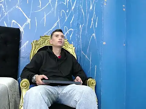 Iam Smith  online show from February 15, 2026, 2:45 am