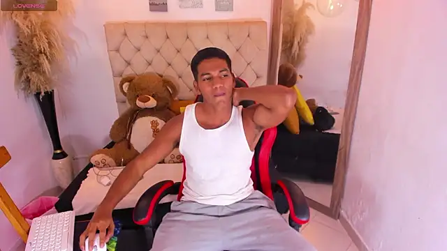 noah sthone online show from January 19, 2026, 3:21 am