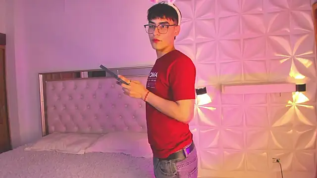 Snapshot of IamJuanJoc chatting on February 4, 2026, 3:23 am IamJuanJoc online show from February 4, 2026, 3:23 am