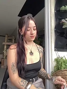 Snapshot of _Charlotte_Rose chatting on February 9, 2026, 8:40 pm Charlotte Rose online show from February 9, 2026, 8:40 pm