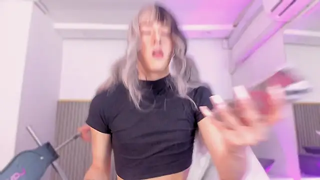 ashvalentine online show from February 25, 2026, 7:47 pm