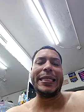 Snapshot of mago_vive chatting on July 7, 2026, 7:23 am mago vive online show from July 7, 2026, 7:23 am