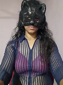 cutehotwife online show from March 4, 2026, 7:10 pm