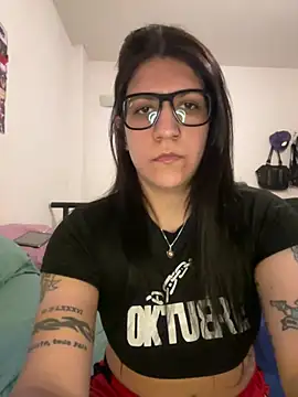onfire-azulita online show from June 20, 2026, 1:43 am