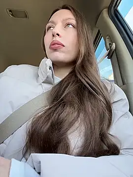 LeiaMood online show from February 15, 2026, 5:08 am