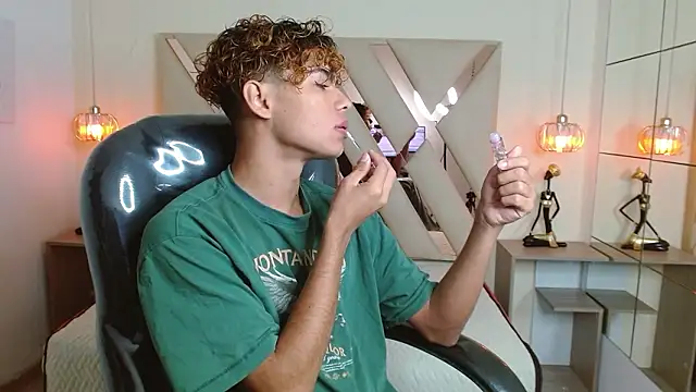 Anyelo Twink online show from March 25, 2026, 4:45 am