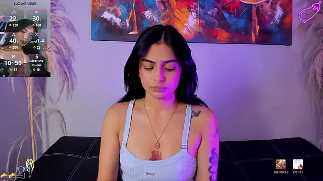 Snapshot of lilith_petit_ chatting on February 26, 2026, 1:33 pm lilith petit online show from February 26, 2026, 1:33 pm