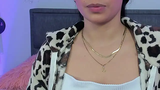 lilith petit  online show from July 22, 2026, 1:02 pm