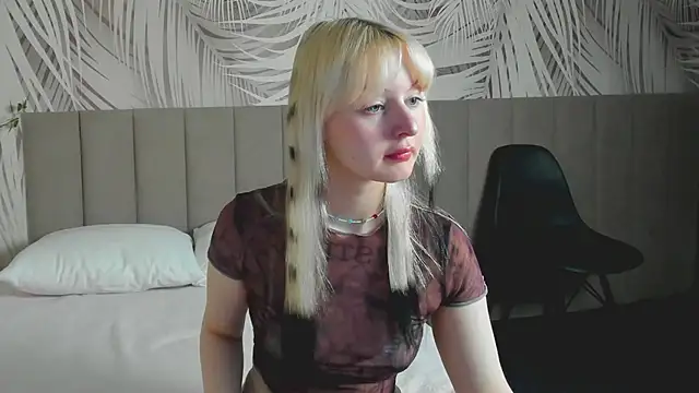 AdeleSilvy online show from February 5, 2026, 2:07 am