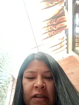 Snapshot of Macarenafun chatting on January 15, 2026, 4:54 pm Macarenafun online show from January 15, 2026, 4:54 pm