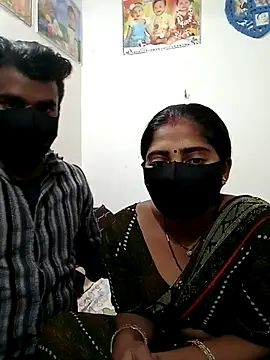 Snapshot of Angel_eyes00 chatting on January 12, 2026, 4:03 pm Angel eyes00 online show from January 12, 2026, 4:03 pm