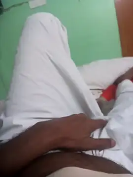 deshi9inch9 online show from May 8, 2026, 8:34 pm