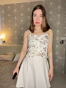 MargoXoki online show from May 17, 2026, 9:42 am