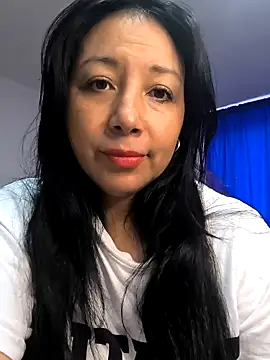 Snapshot of soyElena46 chatting on January 15, 2026, 12:30 pm soyElena46 online show from January 15, 2026, 12:30 pm