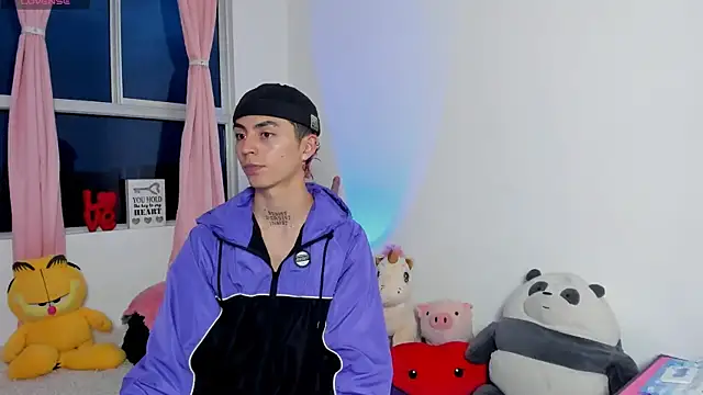 Maiky Cooper01 online show from March 3, 2026, 11:12 pm