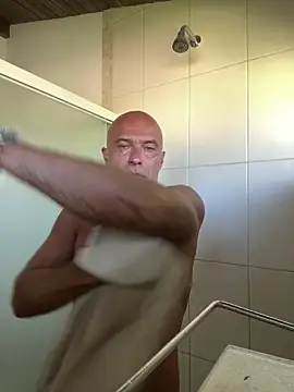 dogfrota online show from February 22, 2026, 7:15 pm