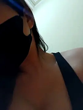 Lyly-68688 online show from April 12, 2026, 2:09 pm