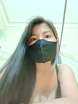 Lyly-68688 online show from March 26, 2026, 4:05 pm