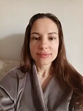 She-Moon online show from May 24, 2026, 6:13 am