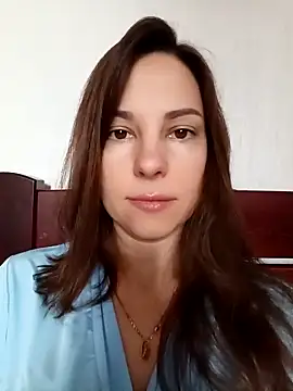 She-Moon online show from February 8, 2026, 8:12 am