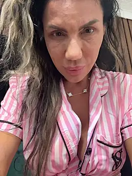 Missolevelvet online show from June 2, 2026, 8:09 pm
