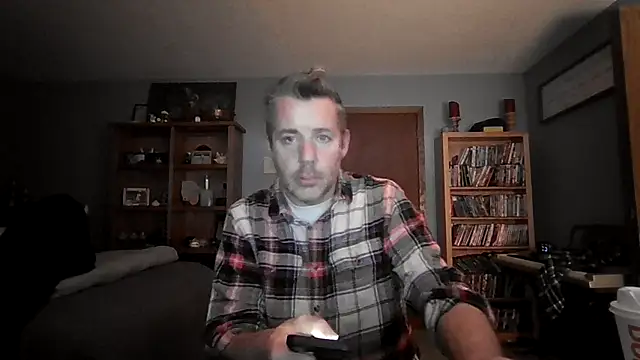 Snapshot of chrisw8140 chatting on February 28, 2026, 11:37 pm chrisw8140 online show from February 28, 2026, 11:37 pm