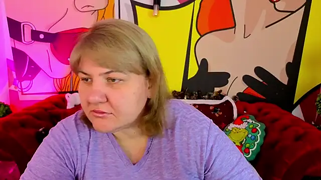 Snapshot of EmmaKanee chatting on January 14, 2026, 1:37 pm EmmaKanee online show from January 14, 2026, 1:37 pm