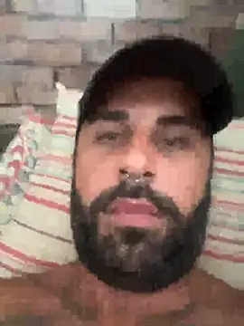 Snapshot of Dmmartins chatting on January 14, 2026, 6:33 pm Dmmartins online show from January 14, 2026, 6:33 pm