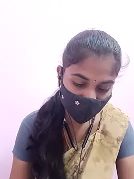 Tamil Hot RoyalQueen online show from May 25, 2026, 4:49 pm