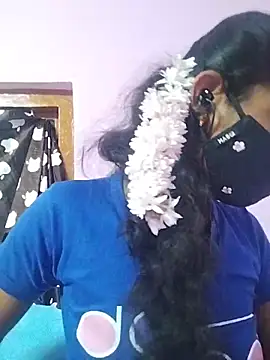 Tamil Hot RoyalQueen online show from February 2, 2026, 4:39 pm