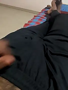 modelSpidy online show from February 5, 2026, 5:36 am