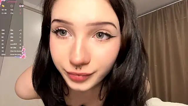 silverflower   online show from February 16, 2026, 3:21 pm