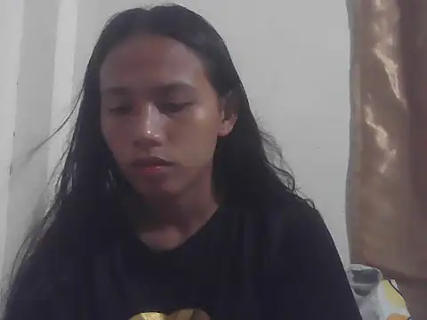 lovelypinay31xx online show from April 17, 2026, 10:51 am