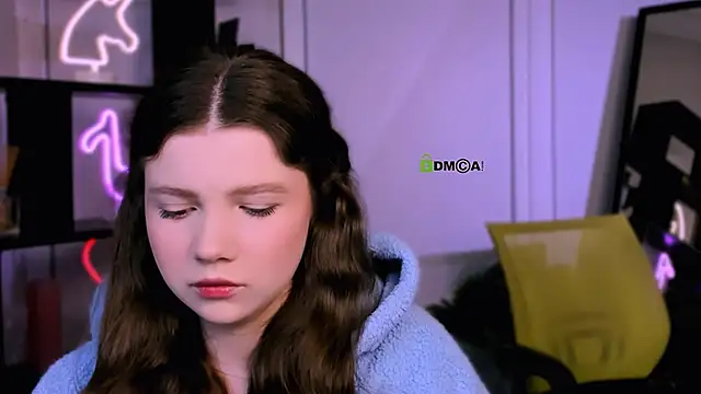 colla white online show from January 19, 2026, 5:55 am