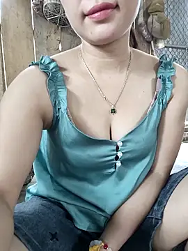 Ngocmai lazdy online show from May 20, 2026, 5:59 am