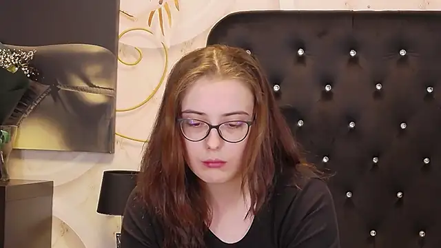 JulieAnnX online show from January 13, 2026, 10:08 am