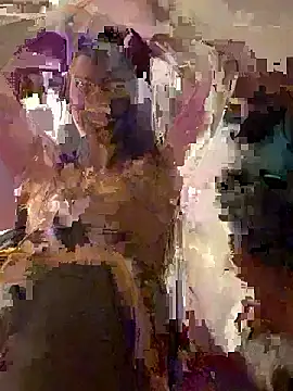 AmbeerGlow online show from January 15, 2026, 5:27 pm