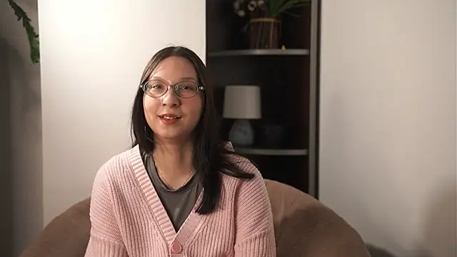 CecilaHilgers online show from January 13, 2026, 5:11 am