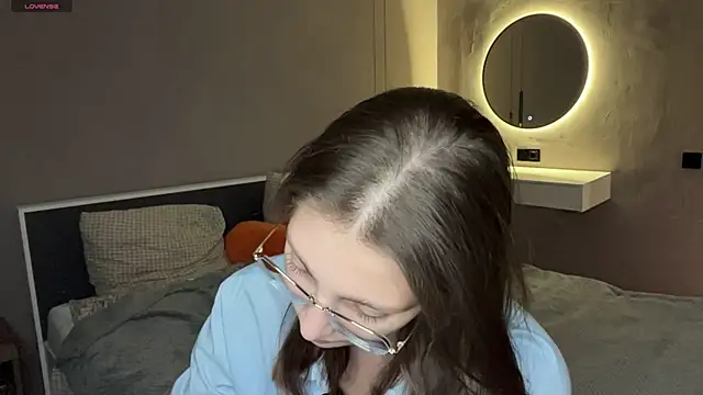 ChrisAmott online show from April 18, 2026, 4:09 pm