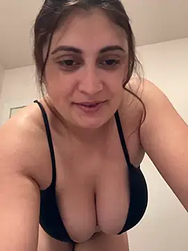 Snapshot of morenita_sexy777 chatting on June 1, 2026, 8:58 am morenita sexy777 online show from June 1, 2026, 8:58 am