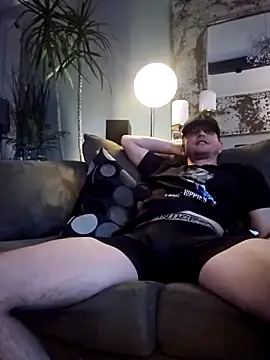hotnready42069 online show from February 1, 2026, 4:44 am