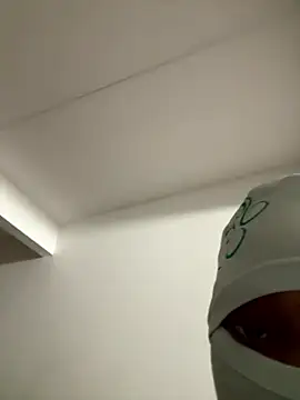 mariaa18 online show from January 13, 2026, 8:13 pm