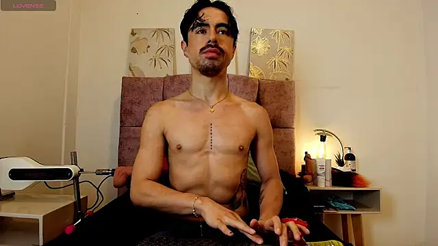 Ethan Briggs  online show from April 10, 2026, 9:05 am