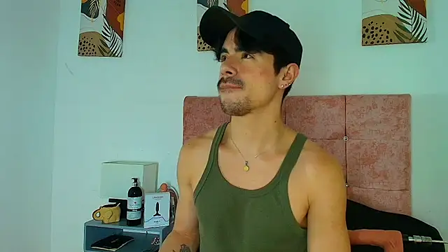 Snapshot of Ethan_Briggs_ chatting on February 9, 2026, 3:48 am Ethan Briggs online show from February 9, 2026, 3:48 am