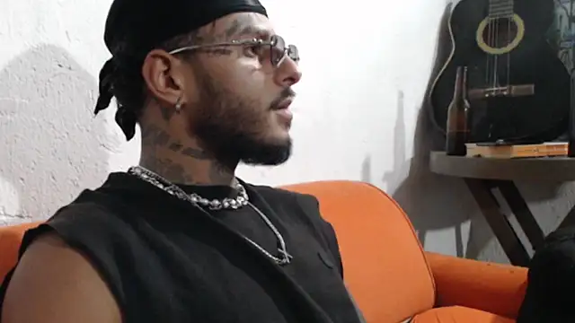 liyamjunior online show from February 16, 2026, 6:01 am