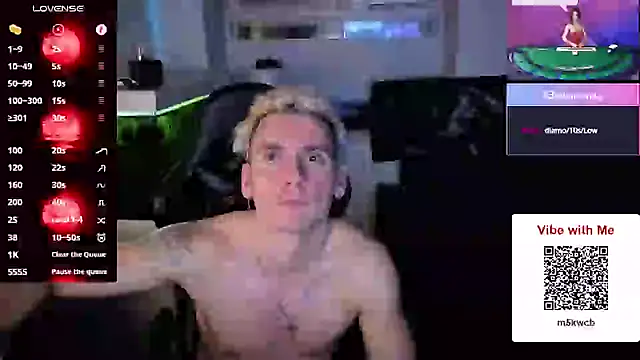 Rayzel White online show from May 23, 2026, 2:10 am