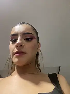 ivy-777 online show from February 14, 2026, 1:06 am