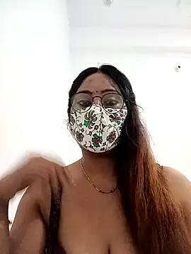 Snapshot of Your-Sasha7 chatting on February 18, 2026, 5:27 am Your-Sasha7 online show from February 18, 2026, 5:27 am